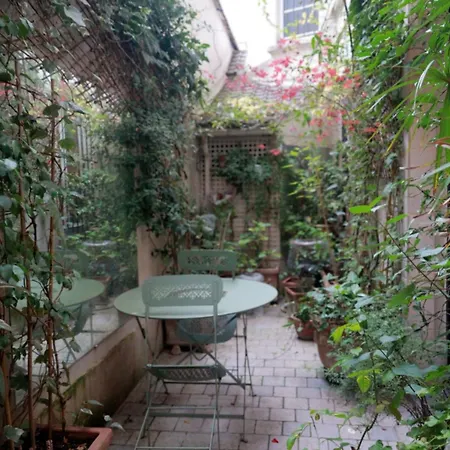Comme Dans Maison Au Milieu Du 5eme