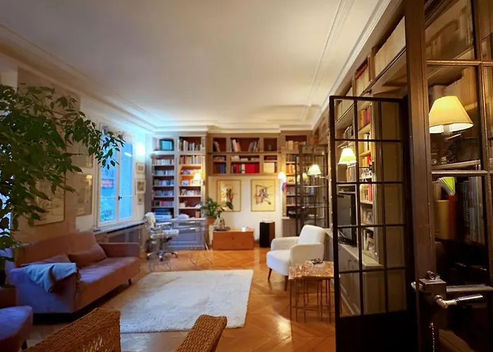 Comme Dans Maison Au Milieu Du 5eme Apartment Paris