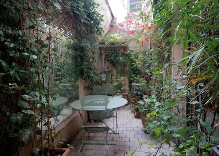 Comme Dans Maison Au Milieu Du 5ème