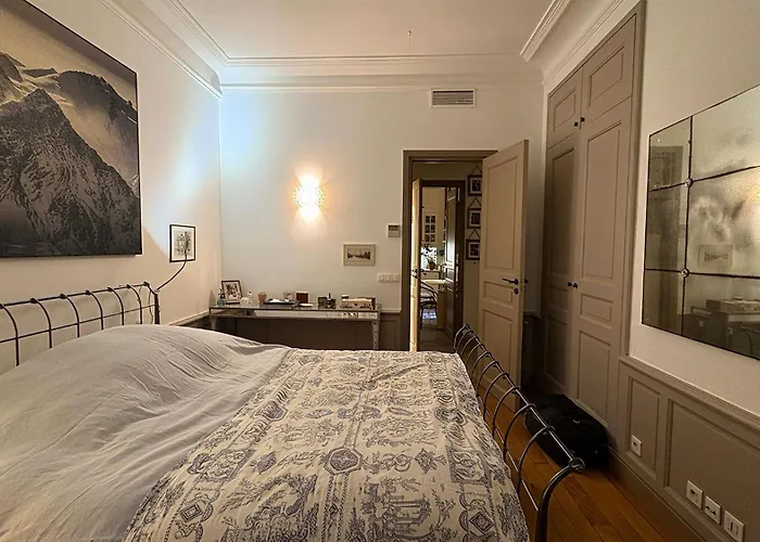 Comme Dans Maison Au Milieu Du 5eme 파리